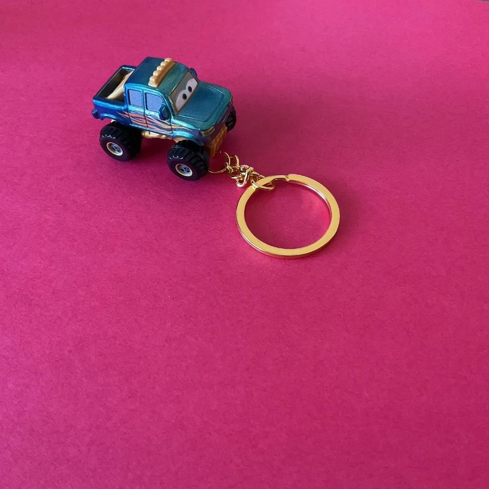 Car & Cartoon Keychains - Picture 4 of 10